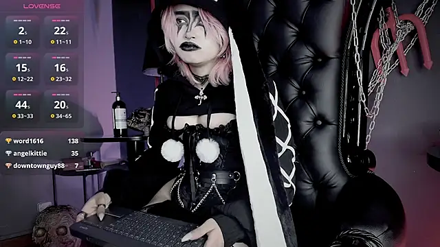 Chat +18 de Navier__ ao vivo