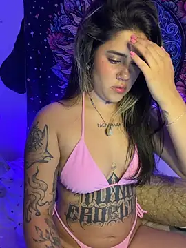 QueenNatt's Live XXX Chat