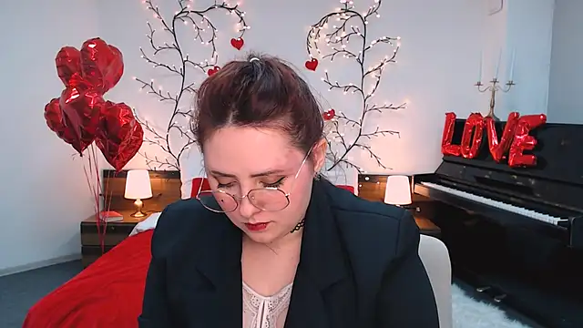 Hennessy_bunny Adlı Modelin Canlı XXX Sohbeti