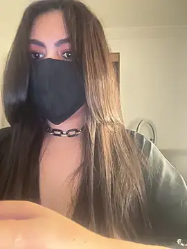 Pokazy przed kamerką – Hot-Sarah-arab