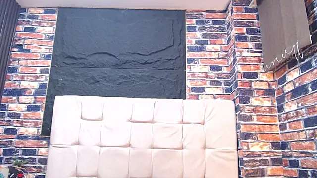 Chat +18 de monick_hot ao vivo