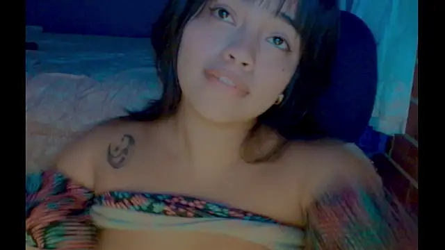 Seryna_0 live XXX chat