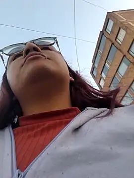 Lucyheart_'s Live XXX Chat