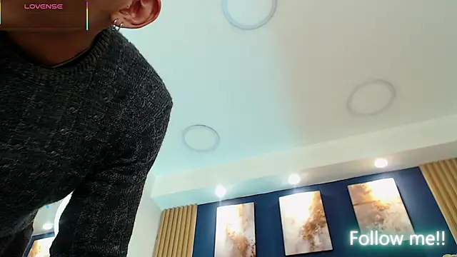 SalvadorFit Adlı Modelin Canlı XXX Sohbeti