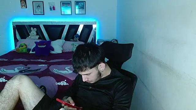 Sebasxxl12 Adlı Modelin Canlı XXX Sohbeti