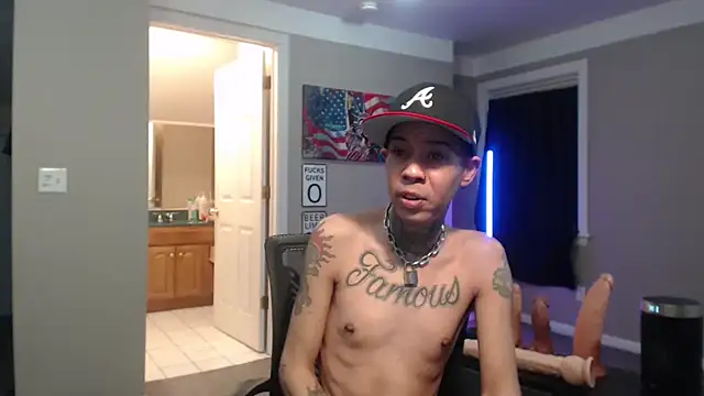 Michigan9000 Adlı Modelin Canlı XXX Sohbeti