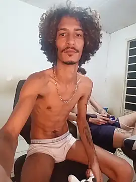 theyllorwillian Adlı Modelin Canlı XXX Sohbeti