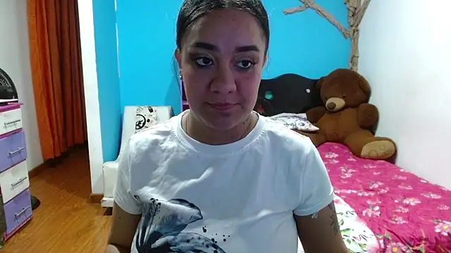 Chat +18 de Andrea_deepsloppy ao vivo