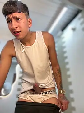 دردشة neithan_sleitherx الجنسية المباشرة