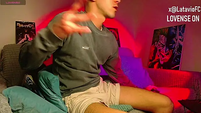 Midnighter_ Adlı Modelin Canlı XXX Sohbeti