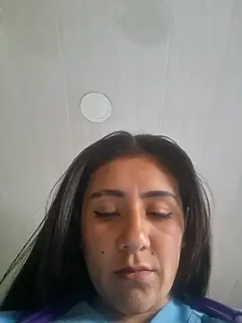 CAROLINE__07 Adlı Modelin Web Kamerası Şovu