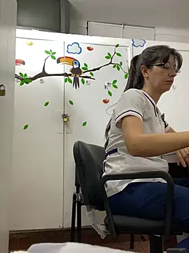 Chat +18 de aphrodite_sexy ao vivo