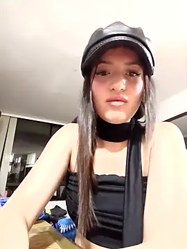 Chat +18 de SALOME-28_ ao vivo