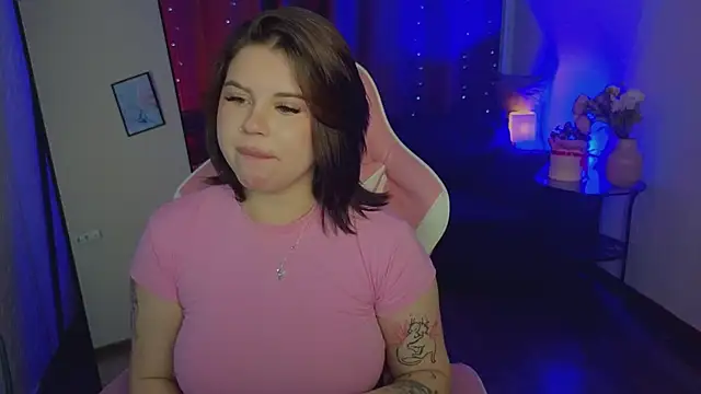 Monica_Dachern Webbikameraesitys