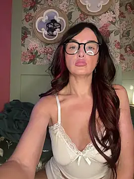 Cherrybomb2885 webcam show