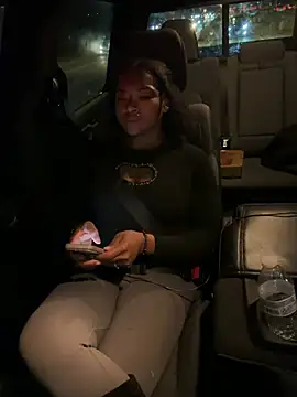 XXX chat uživo modela HaloRodeoLover2