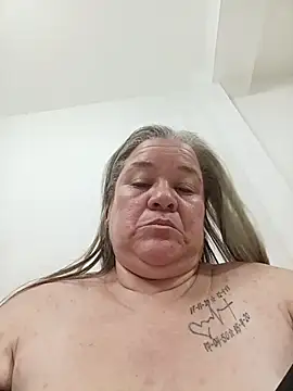 MilF-eterna_69's Live XXX Chat