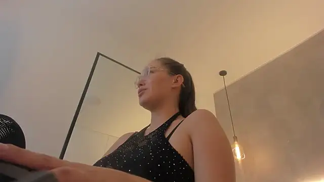 sophia_martinezz_ Chat XXX in diretta