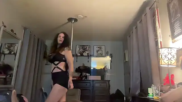 sexyred77713 Chat XXX live