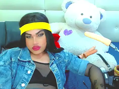 Sembang XXX Secara Langsung NharaBigCock