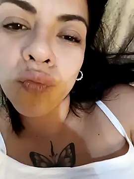 XXX chat uživo modela luluclark69