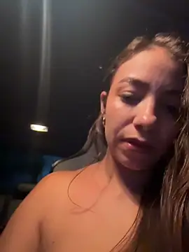 Chat XXX en directo de Hall_16