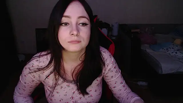 Chat +18 de Laralianna ao vivo