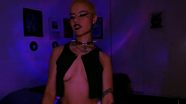 XXX chat uživo modela alex_one888