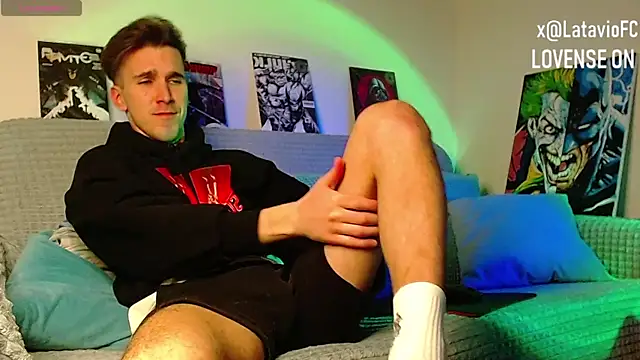 Midnighter_ – Kamerová šou