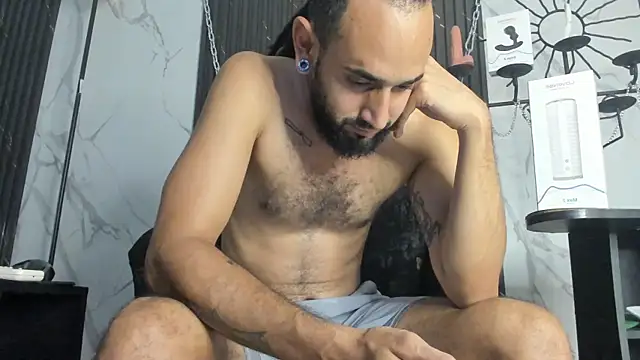 Tatis__ Adlı Modelin Canlı XXX Sohbeti