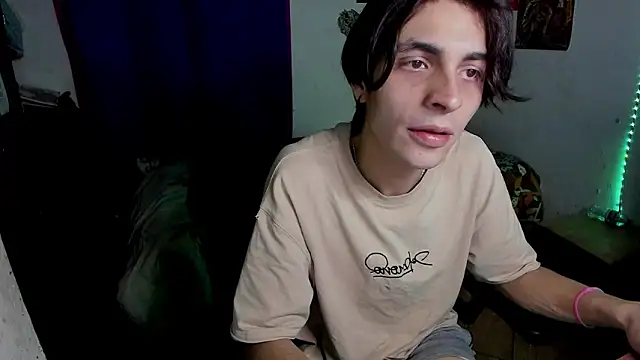 Czat XXX na żywo – golden_ryyan