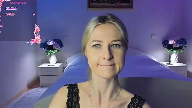 Julie_Blaze Chat XXX in diretta