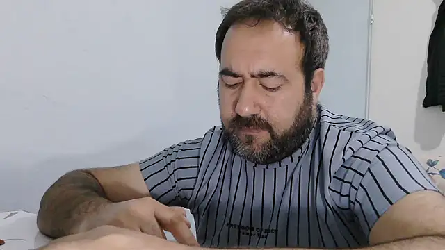 Czat XXX na żywo – big_snakee