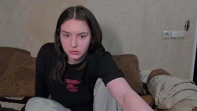 love_lina_muuur's Live XXX Chat