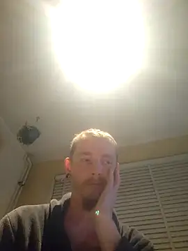 piercingpik Live XXX Chat