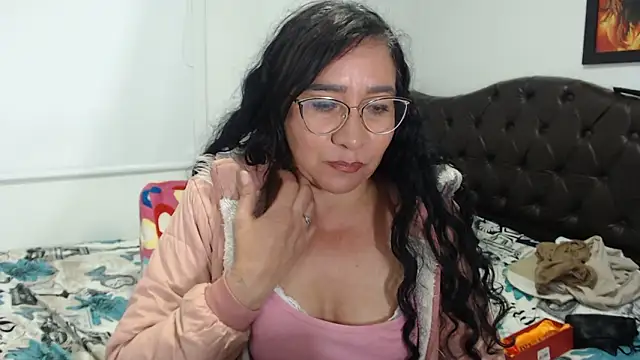 XXX chat uživo modela Grace_mature_milf