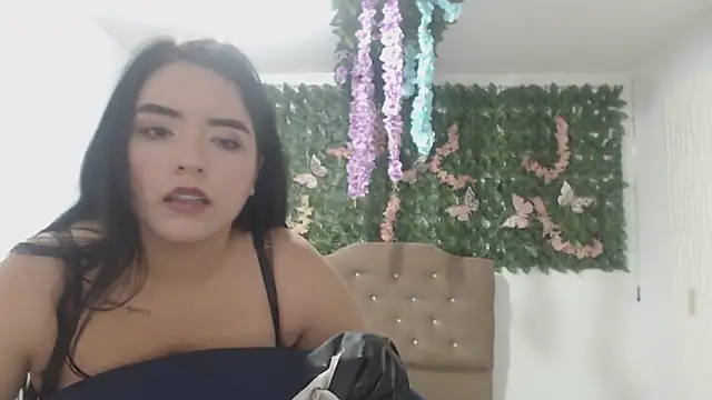 Sembang XXX Secara Langsung adara_cute_69