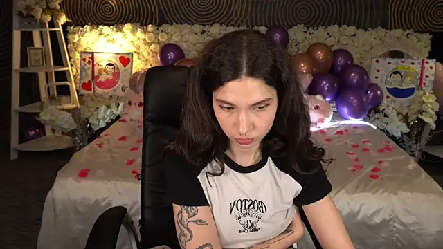 BabyFlowerr 现场XXX聊天