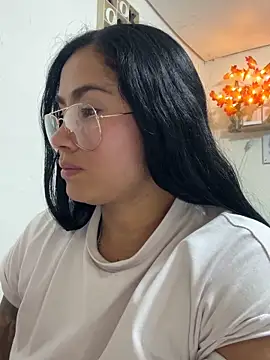 Pokazy przed kamerką – Sweet__Nurse1