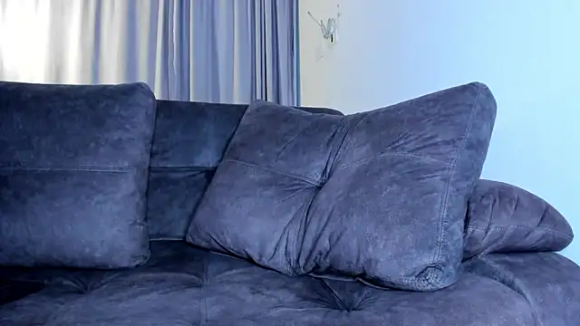 roman_muscle Adlı Modelin Canlı XXX Sohbeti