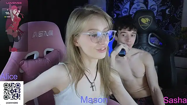 Show modela cyyberwhore na web-kameri