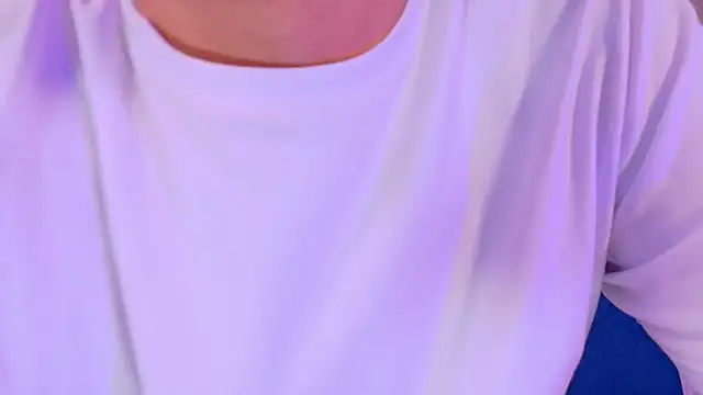 TommyBlue_ Adlı Modelin Canlı XXX Sohbeti