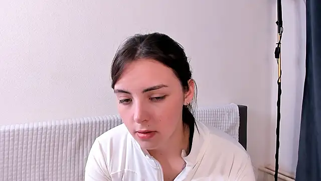 CharlesGruhnのライブXXXチャット