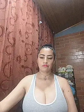 Alexandrina 现场XXX聊天