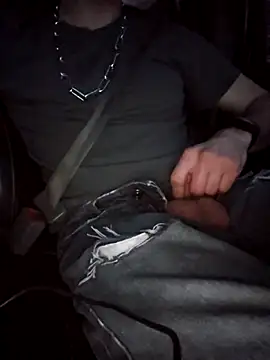 Spunwhiteboy1992's Live XXX Chat