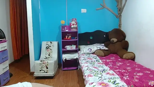 Andrea_deepsloppy Chat XXX in diretta