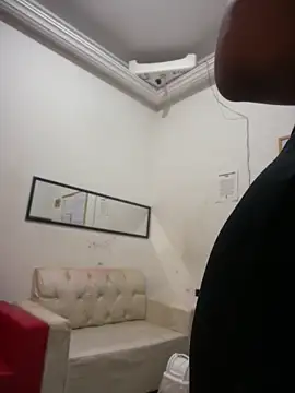 XXX chat uživo modela NovaFoxx