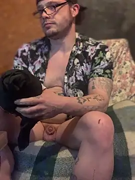 Ldnick69's Webcam Show