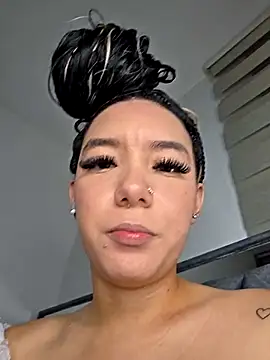 Živý XXX chat alaia_princess