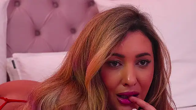 YaaraCollins Show Webcam